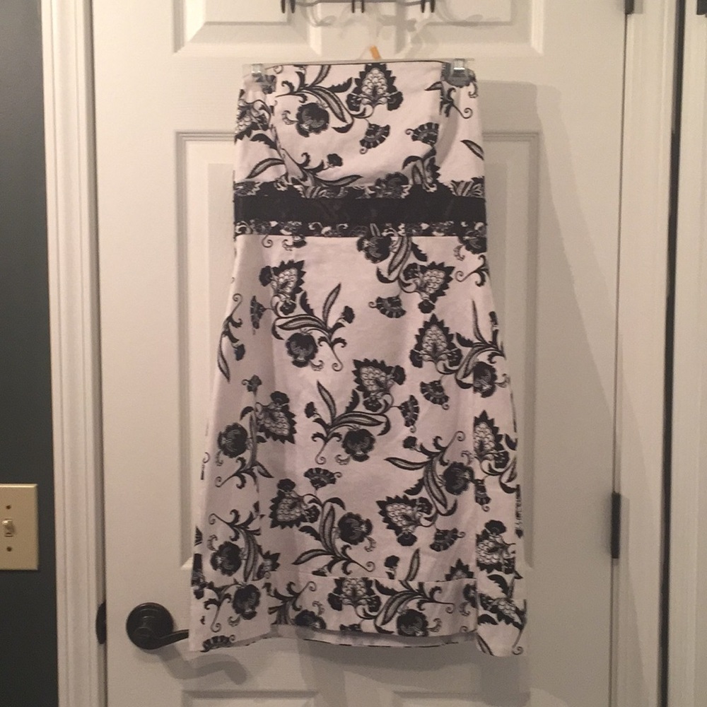 White House Black Market Dress